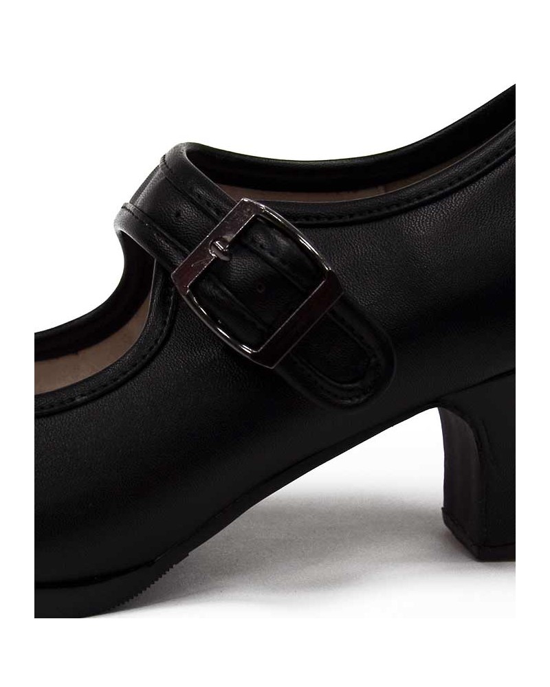 zapatos flamencos con hebilla
